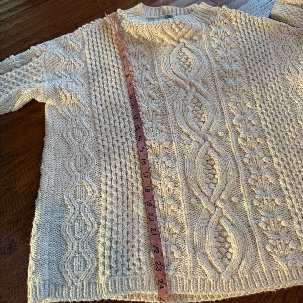 Express Hand Knitted International Ivory Cable Knit Sweater - Picture 8 of 11